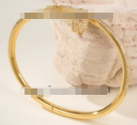 621431715 Nail Bracelet Yellow Gold With Pave Diamonds